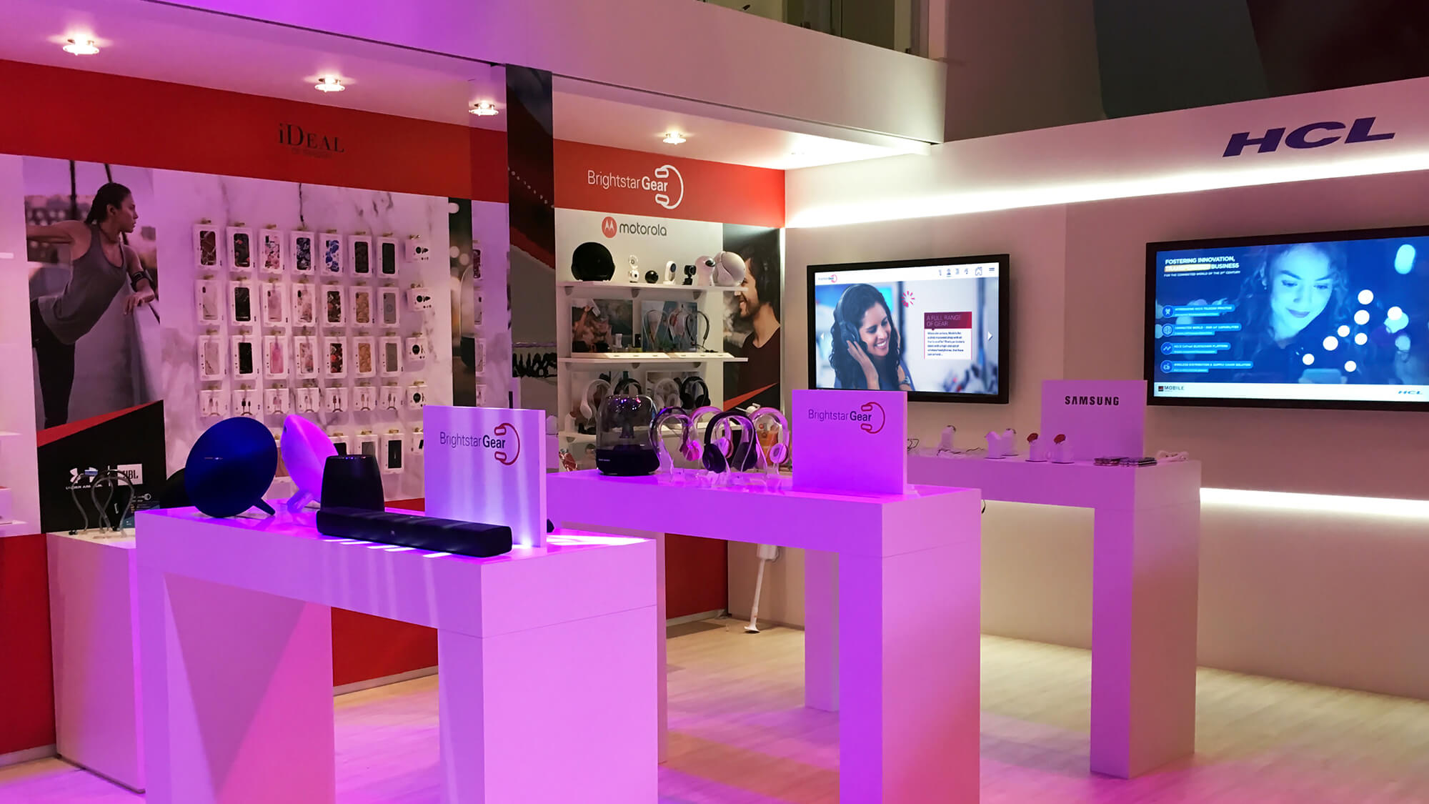 brightstar-mwc2018-gear-area